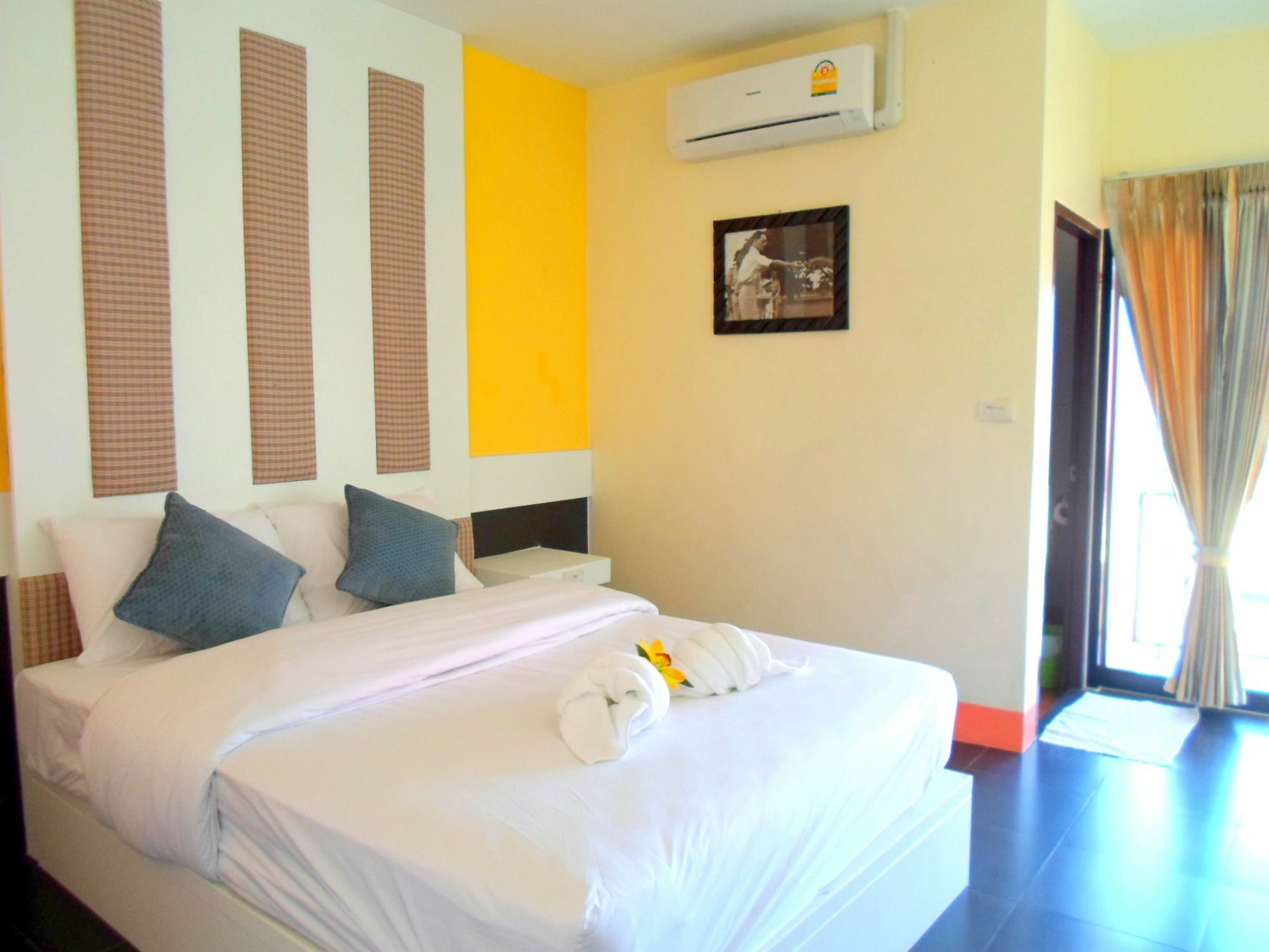Bantatuk Resort & Restaurant Ban Tha Khun Eksteriør billede